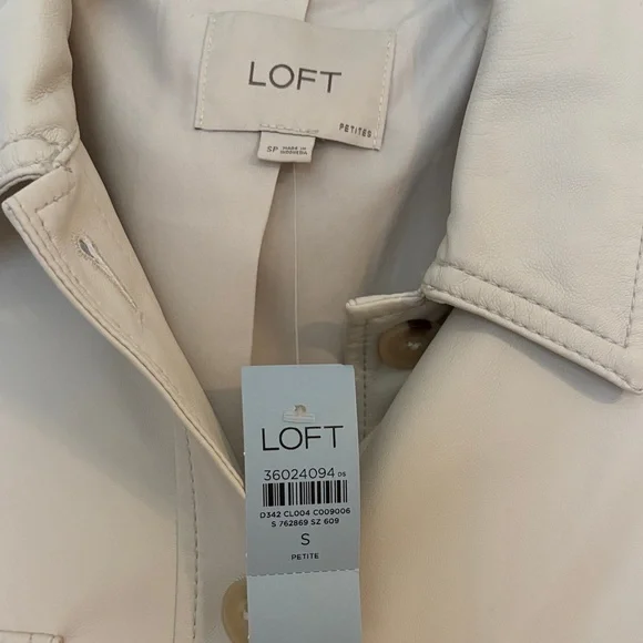 LOFT Women's bone colored pleather Jacket nwt small petite - Picture 3 of 7